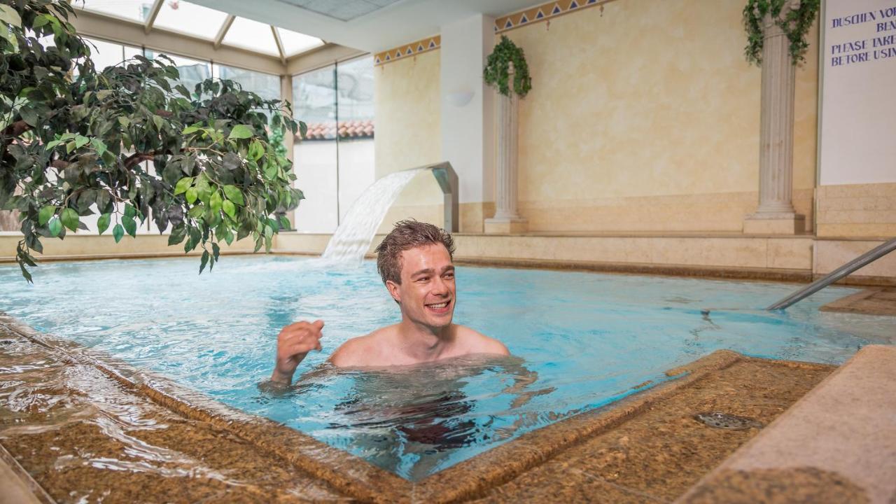 Strass - Sport & Spa Hotel Майерхофен Екстериор снимка