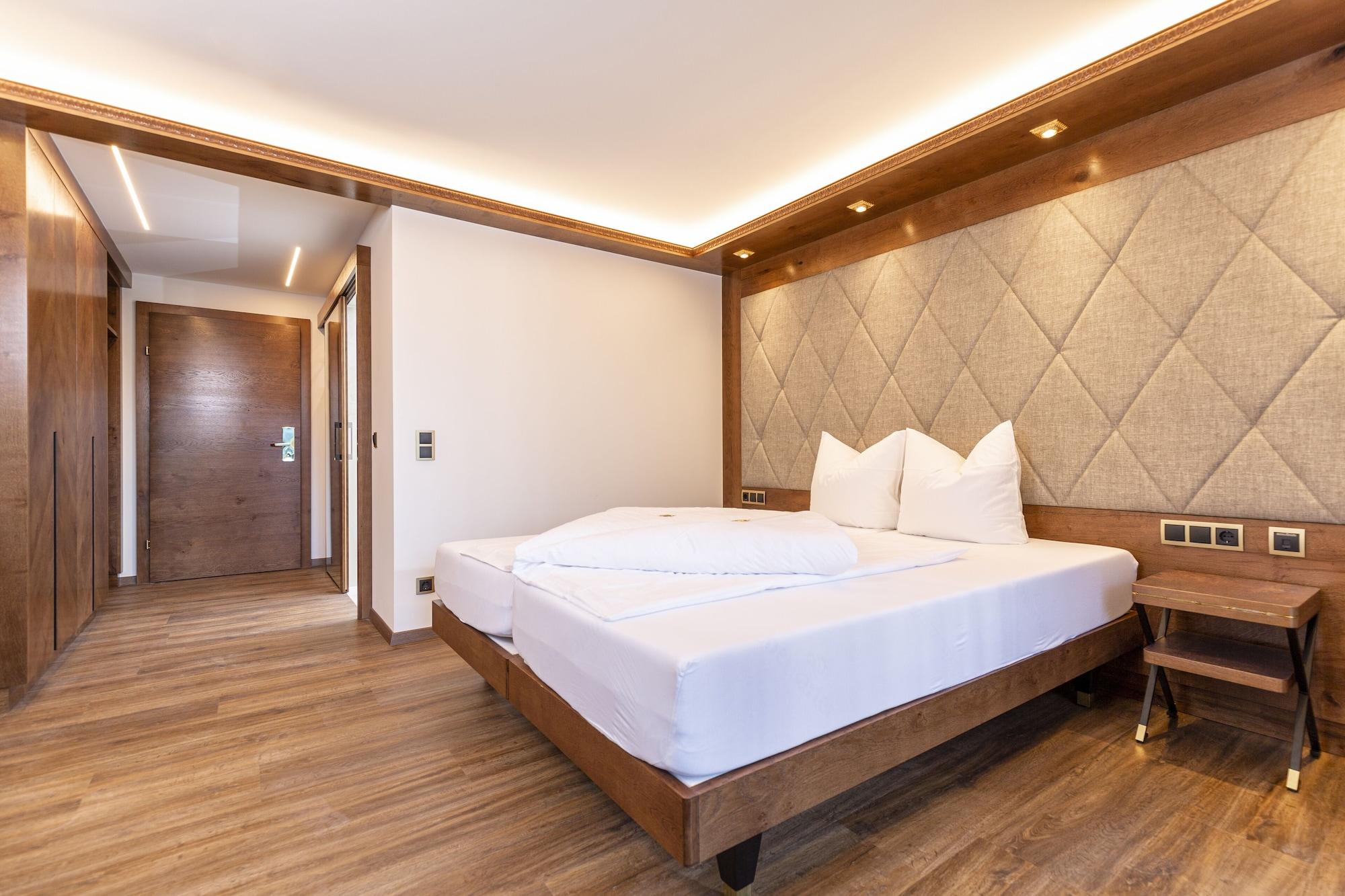 Strass - Sport & Spa Hotel Майерхофен Екстериор снимка