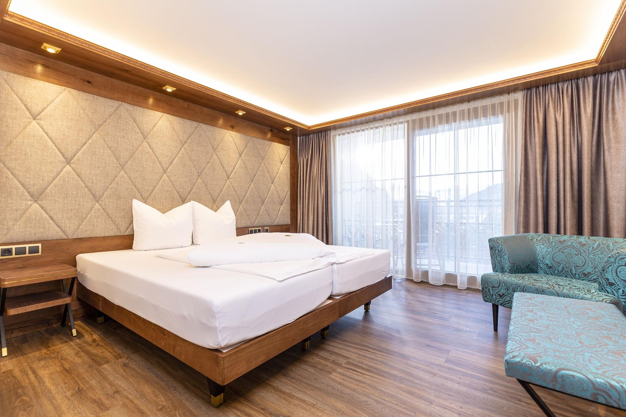 Strass - Sport & Spa Hotel Майерхофен Екстериор снимка