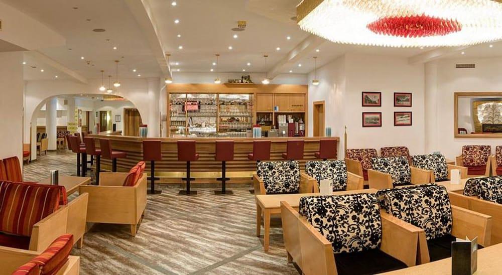 Strass - Sport & Spa Hotel Майерхофен Екстериор снимка