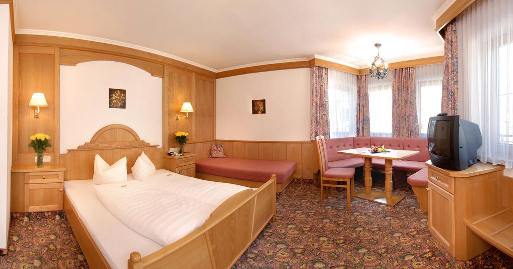 Strass - Sport & Spa Hotel Майерхофен Екстериор снимка
