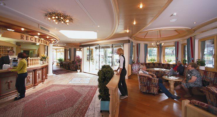 Strass - Sport & Spa Hotel Майерхофен Екстериор снимка