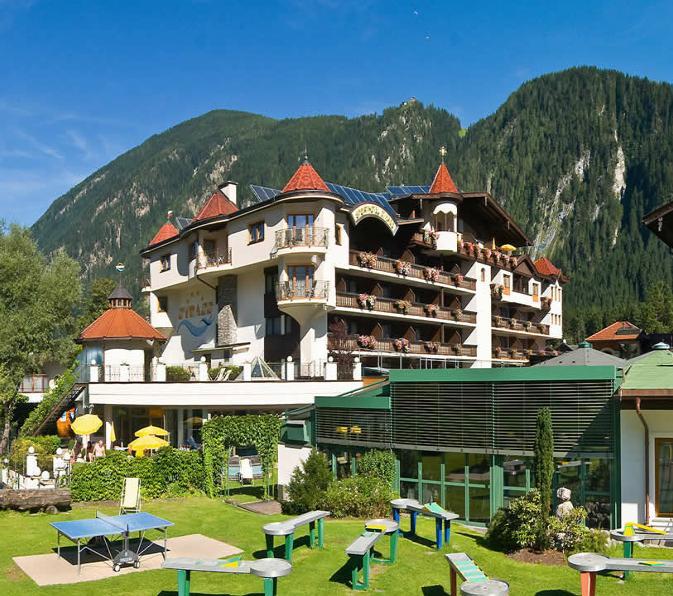 Strass - Sport & Spa Hotel Майерхофен Екстериор снимка