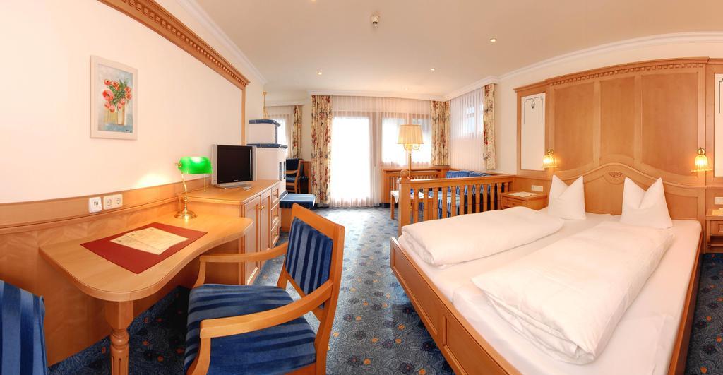 Strass - Sport & Spa Hotel Майерхофен Екстериор снимка